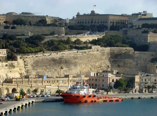 2007Valletta_Harbour, Hajotthu, CC BY-SA 3.0.JPG