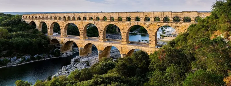 Pont_du_Gard_BLS, aus südlicher Richtung, Benh Lieu Song, CC BY-Sa 3.0.jpg